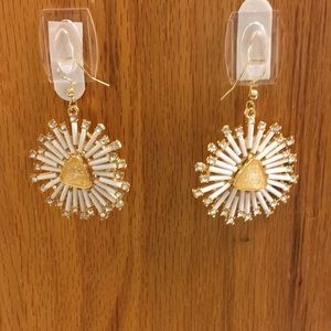 Jessica Simpson Earrings💛